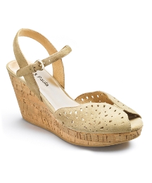 Jeffrey & Paula Cut Out Wedges D Fit