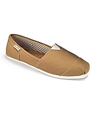 Voi Slip On Pumps