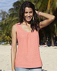Broderie Anglaise Vest
