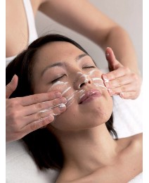 2 Gifts In 1 Refreshing Facial Dove Spa