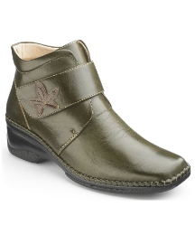 Cushion Walk Touch and Close Boot E Fit