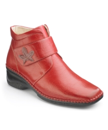 Cushion Walk Touch and Close Boot EEE