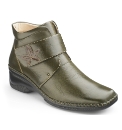 Cushion Walk Touch and Close Boot EEE