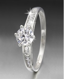 9 Carat White Gold Cubic Zirconia Ring