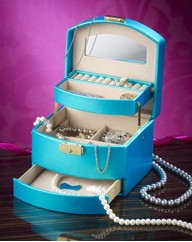 Cantilever Jewellery Box