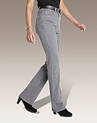 Petite Basic Bootcut Jeans Length 26in