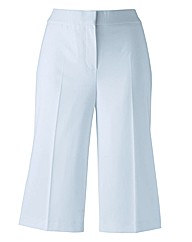 Smart City Shorts With Two-Way Stretch