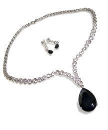 Funky Jewellery Necklace & Earrings Set