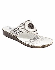 Sole Diva Beaded Toe-Post Sandals E Fit