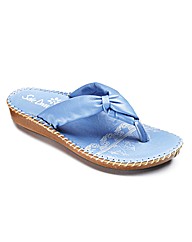 Sole Diva Toe Post Sandals Standard Fit