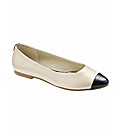 Jeffrey & Paula Flat Pointy Pump EEE Fit