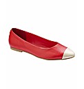 Jeffrey & Paula Flat Pointy Pump EEE Fit