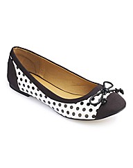 Dolcis Polka Dot Ballerinas D Fit