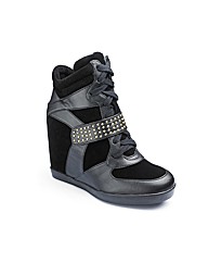 Hi Top Trainers E Fit