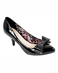 Strawberry Mid Heel Court Shoes