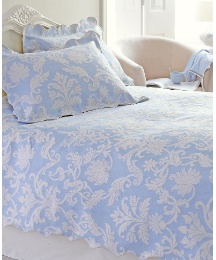 Petra Matelasse Bedspread Set