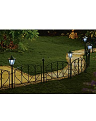 4 Fence Panels with Solar Lights