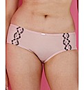 Eve Brief