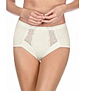 Triumph Elegant Sculpting Maxi Brief