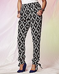 Geo Print Pull On Pants
