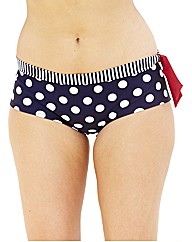 Pour Moi? Spotty Short
