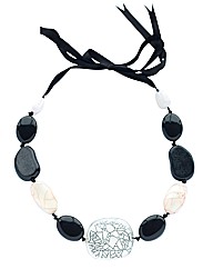 Fresh Cargo Flower Necklace