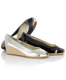 Cefalu Crossover Peep-toe Wedges