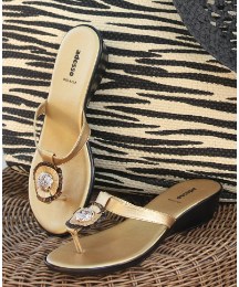 Adesso Toe Post Mule