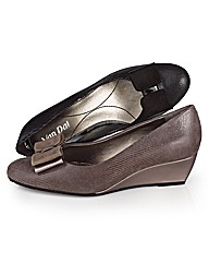 Van Dal Lizard Look Bow Detail Wedges