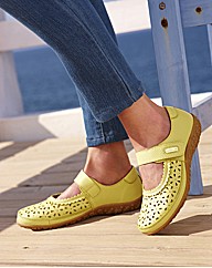 Lifestyle by Cushion Walk Bar Shoes E