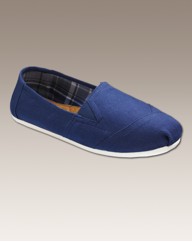 Easy to Wear Canvas Slip on Pumps