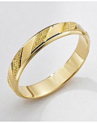9 Carat Gold Detailed Wedding Ring