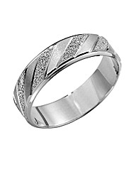 9 Carat Gold Detailed Wedding Ring