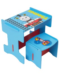Thomas Desk & Stools