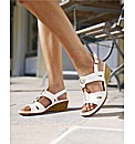 Cushion Walk Sandals E Fit