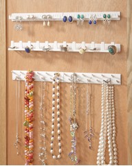 Peel and Stick Jewellery Organiser