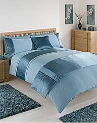 Pleats Duvet Cover Set
