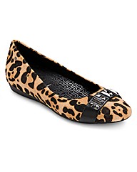 Rockport Faye Studded Flat