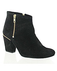 Marta Jonsson black suede ankle boot