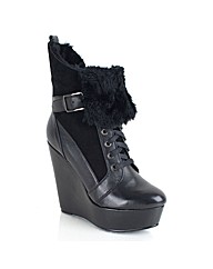 Daniel Tenacious Boot