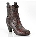 Daniel Memesy Boot
