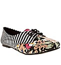 schuh Chica Lace Up