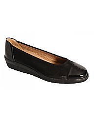 Gabor Petunia Wide Fit Court Shoes