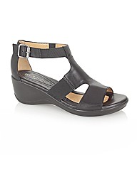 Naturalize Tribute Casual Sandals