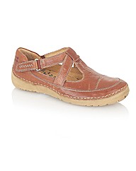 Naturalize Julianne Casual Shoes