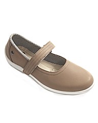 Freestep Casual Touch & Close Shoe