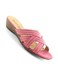 Trueform Rivoli Sandal