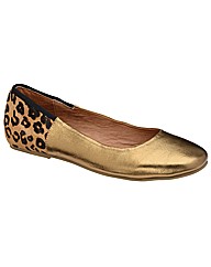 Ravel Lorraine  Bronze Lthr/leopard pump