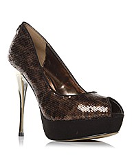 Moda in Pelle Intricate Ladies Shoes