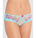 Lana Broderie Short